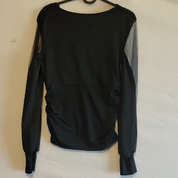 Elegant Black Women's Long Sleeve Top - Picture 4 of 4
